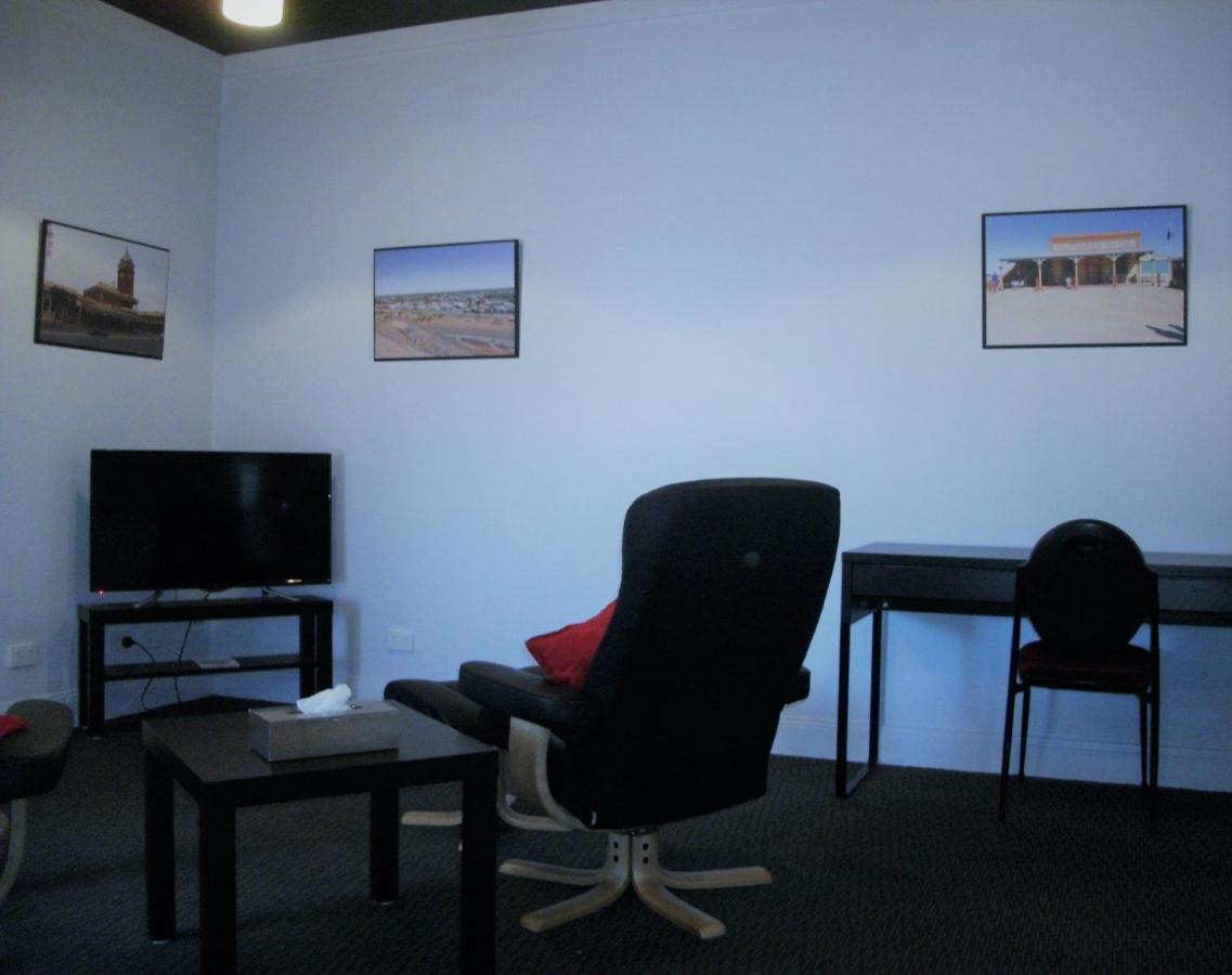 Daydream Motel And Apartments Broken Hill Exterior foto